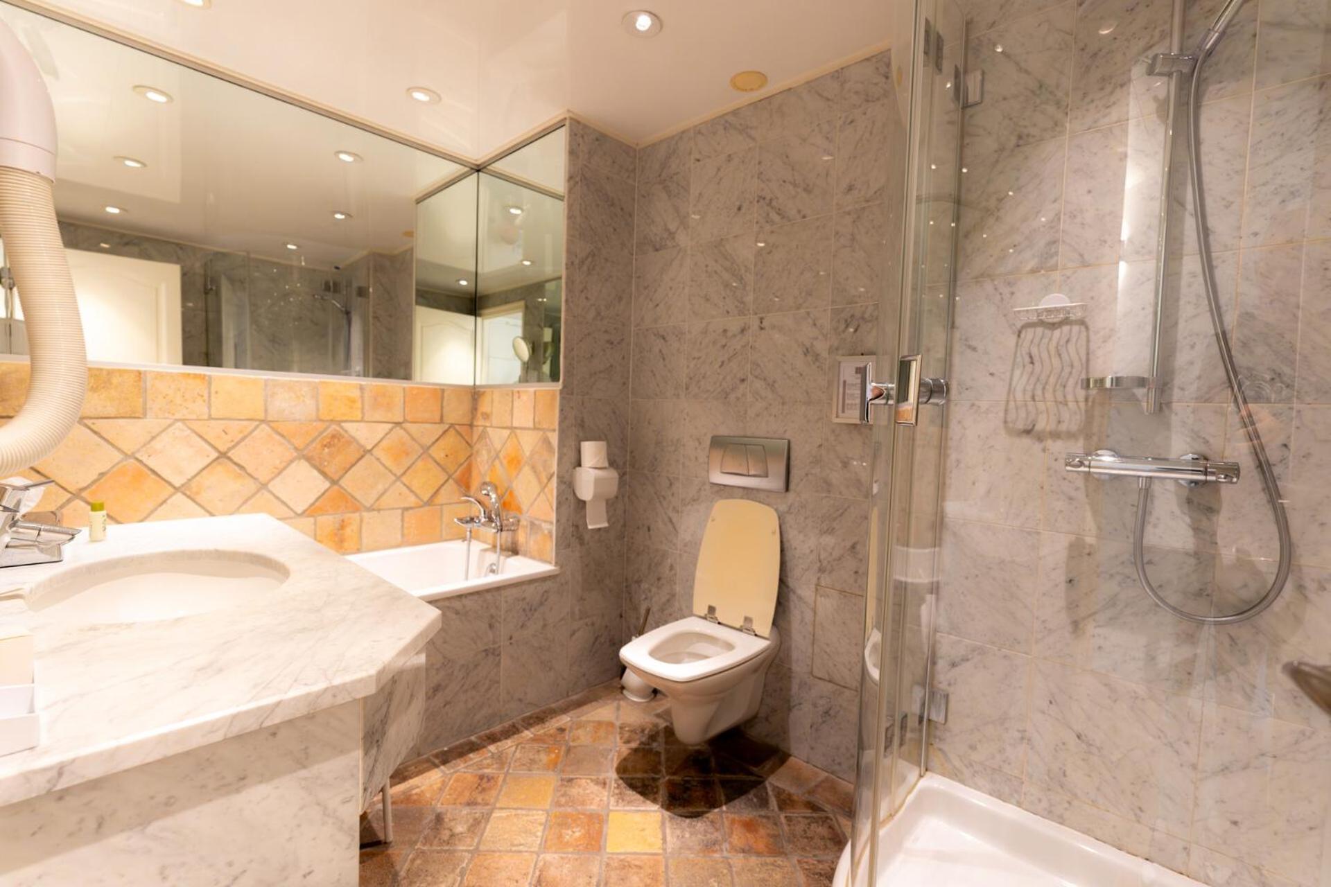 Hotel D'Angleterre Châlons-en-Champagne Kültér fotó