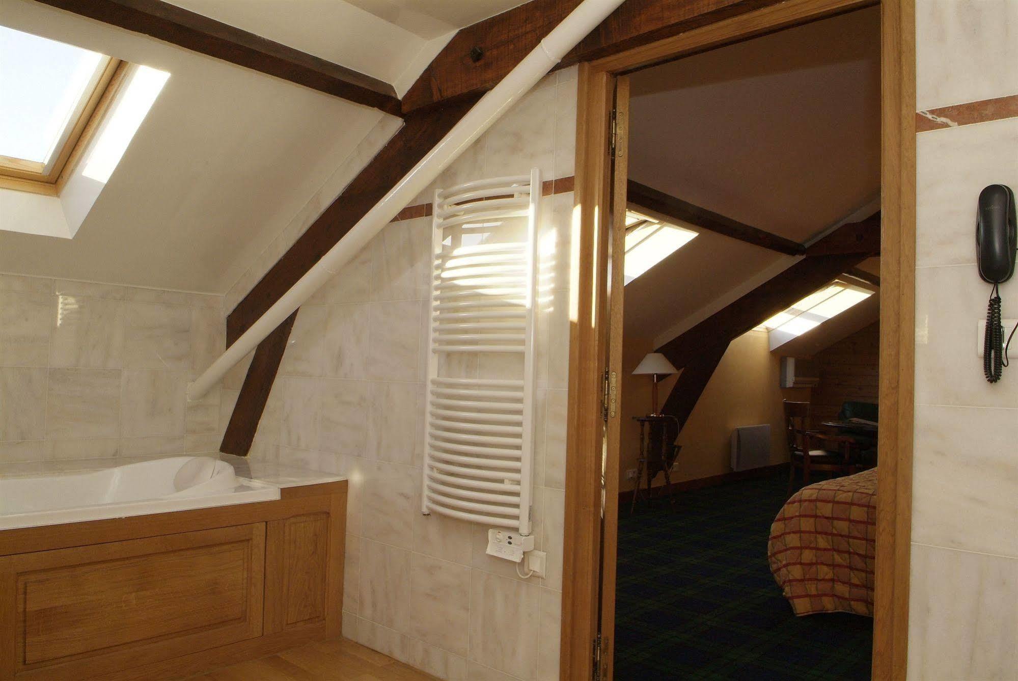 Hotel D'Angleterre Châlons-en-Champagne Kültér fotó